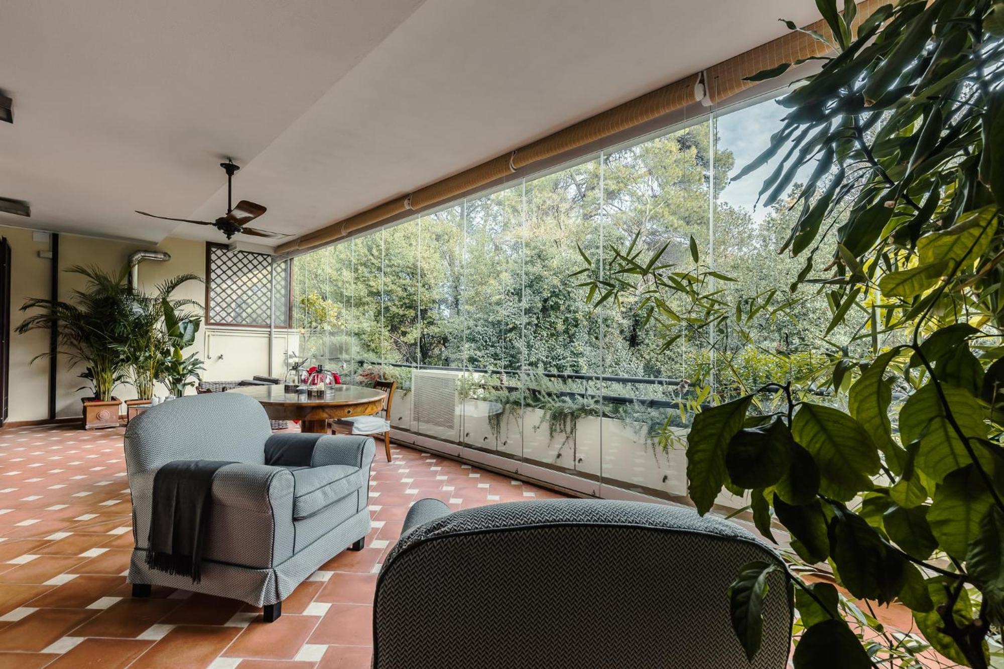 Mike's Movie Luxury Apartment *